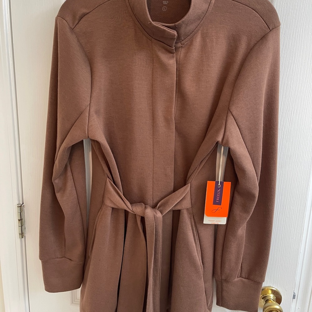 FREELY Commuter Transit Jacket